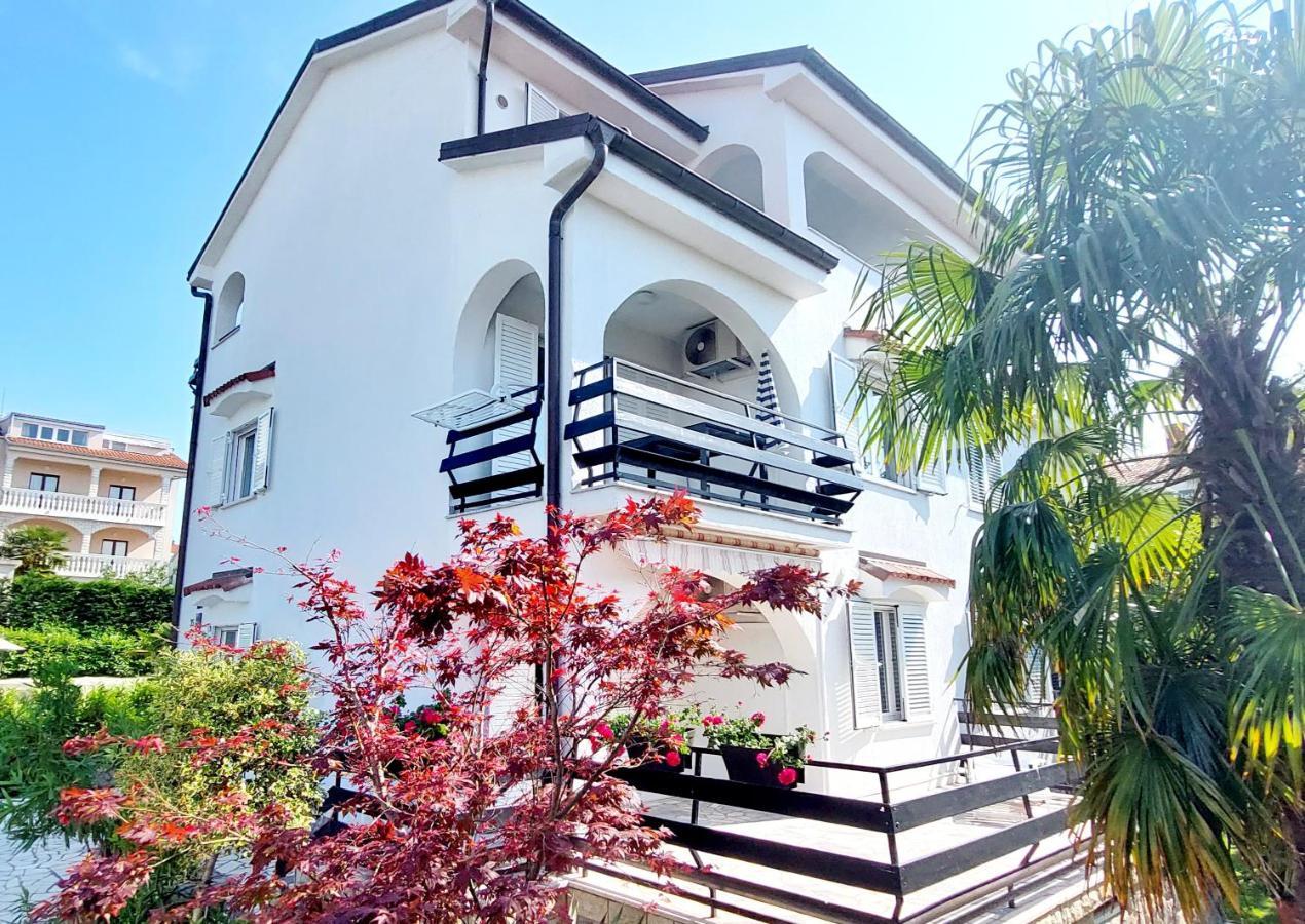 Apartments Bella Vita 2 Malinska Exterior foto